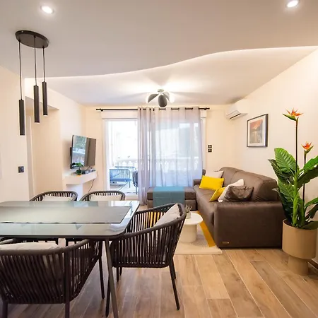 Palazzio T3 Design Pres Des Plages Et Du Palais Apartman