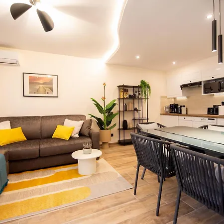 Palazzio T3 Design Pres Des Plages Et Du Palais Apartman